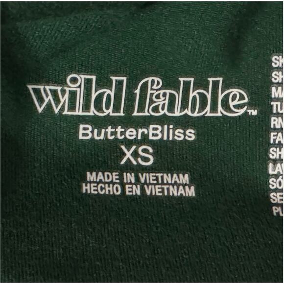 Wild Fable Skirt Womens XS Green Butter Bliss Holiday Festive Skater Y2K Cute - Picture 5 of 7